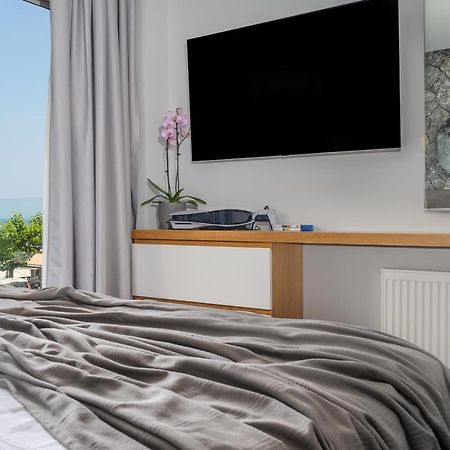 Sunrise Rent Rooms Amoudi Exterior foto